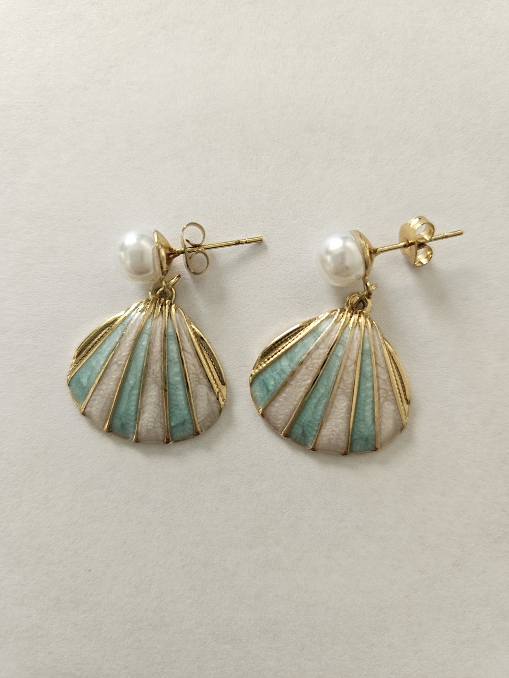 Pearl  Gold Mint Blue Shell Drop Earrings Preppy Summer Vacation Feminine 80s - Picture 2 of 4